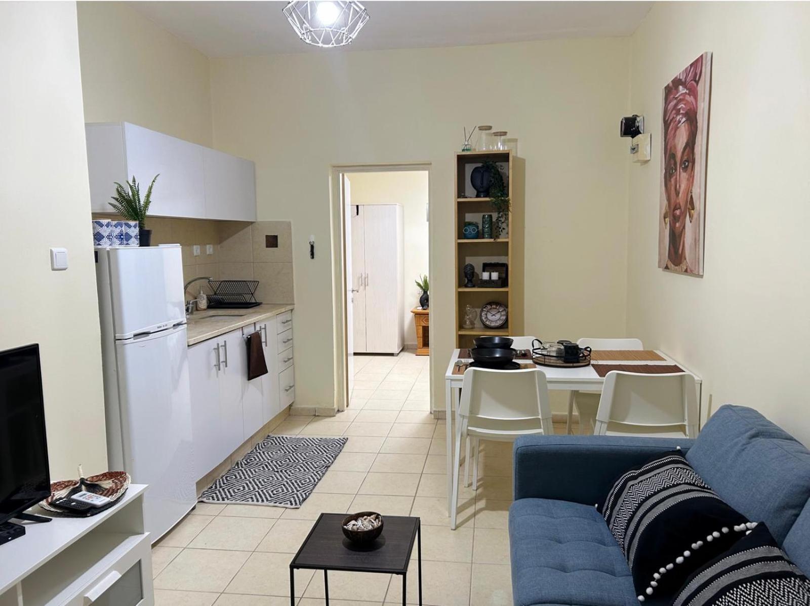 Guy'S Apartment Eilat Bagian luar foto